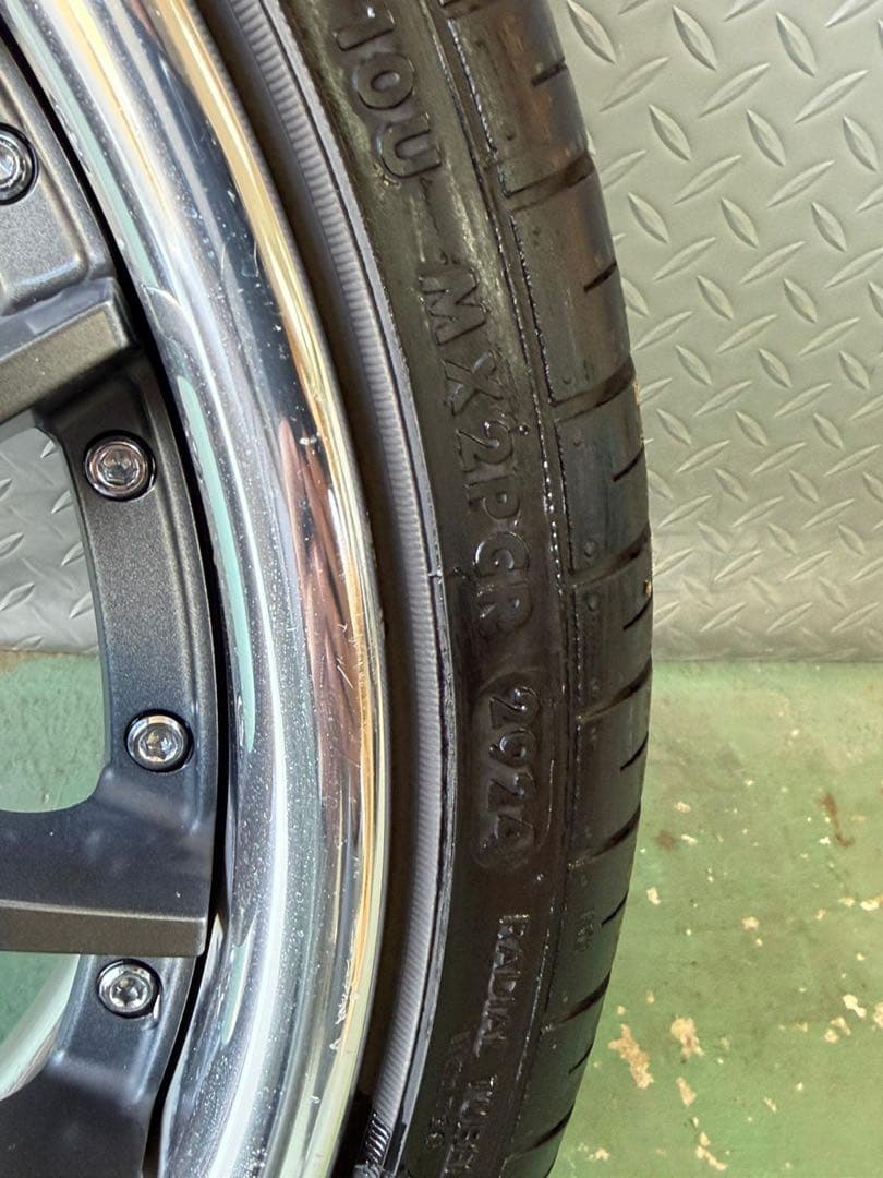 MAVEVICKブランド 165/40R17 4本セット。