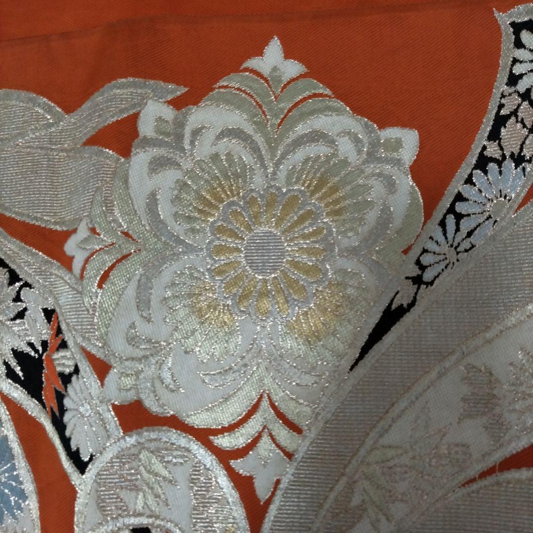 成人式。振袖セット。着物セット。赤と白。帯、長襦袢、髪飾り、草履、他セット。絹。