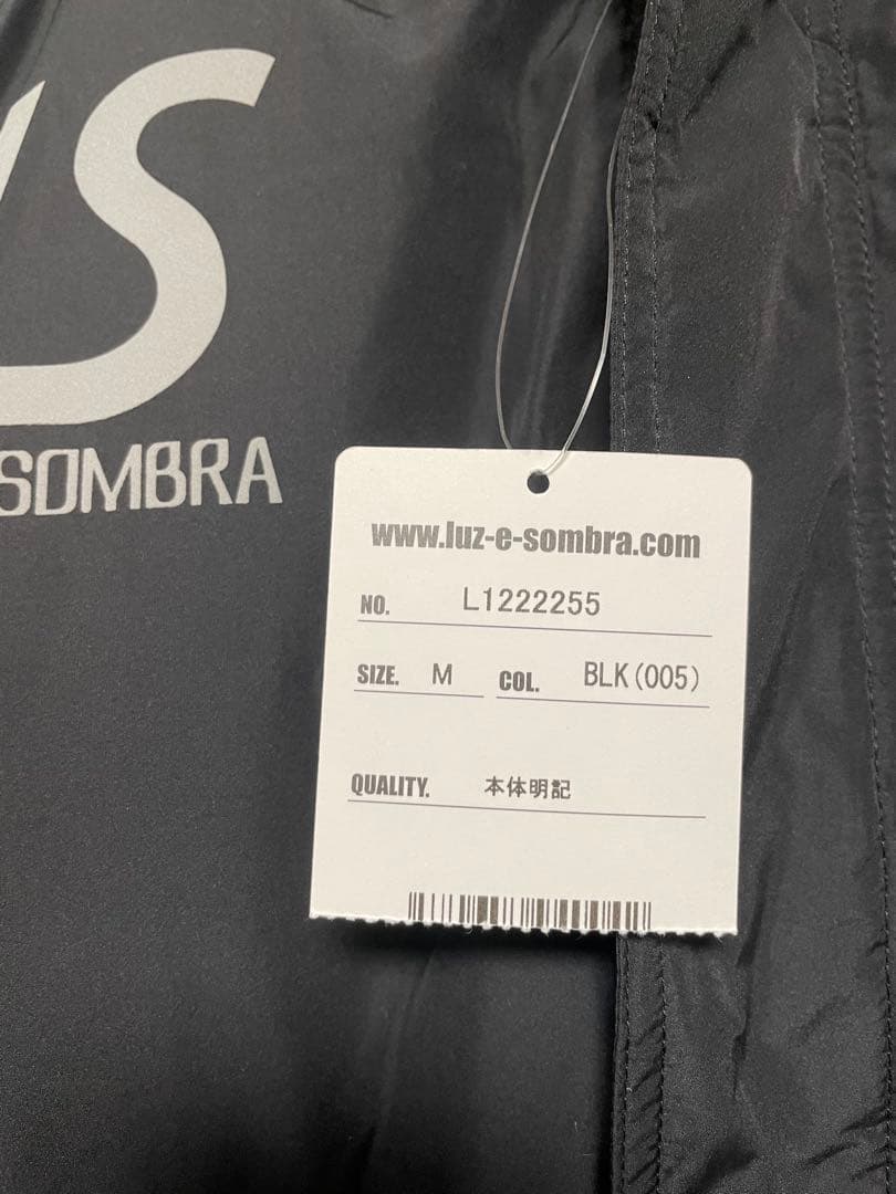 ルースイソンブラ　ベンチコート ブラック　M