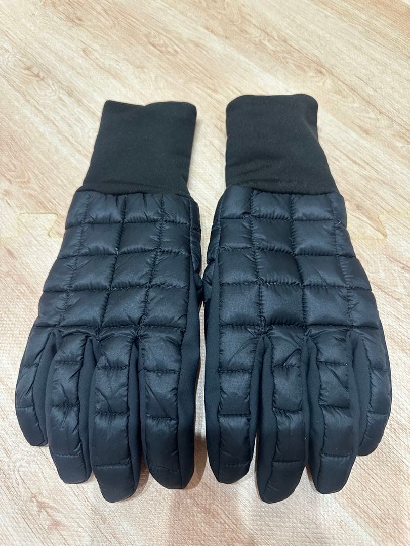   ブラック キルティング手袋
