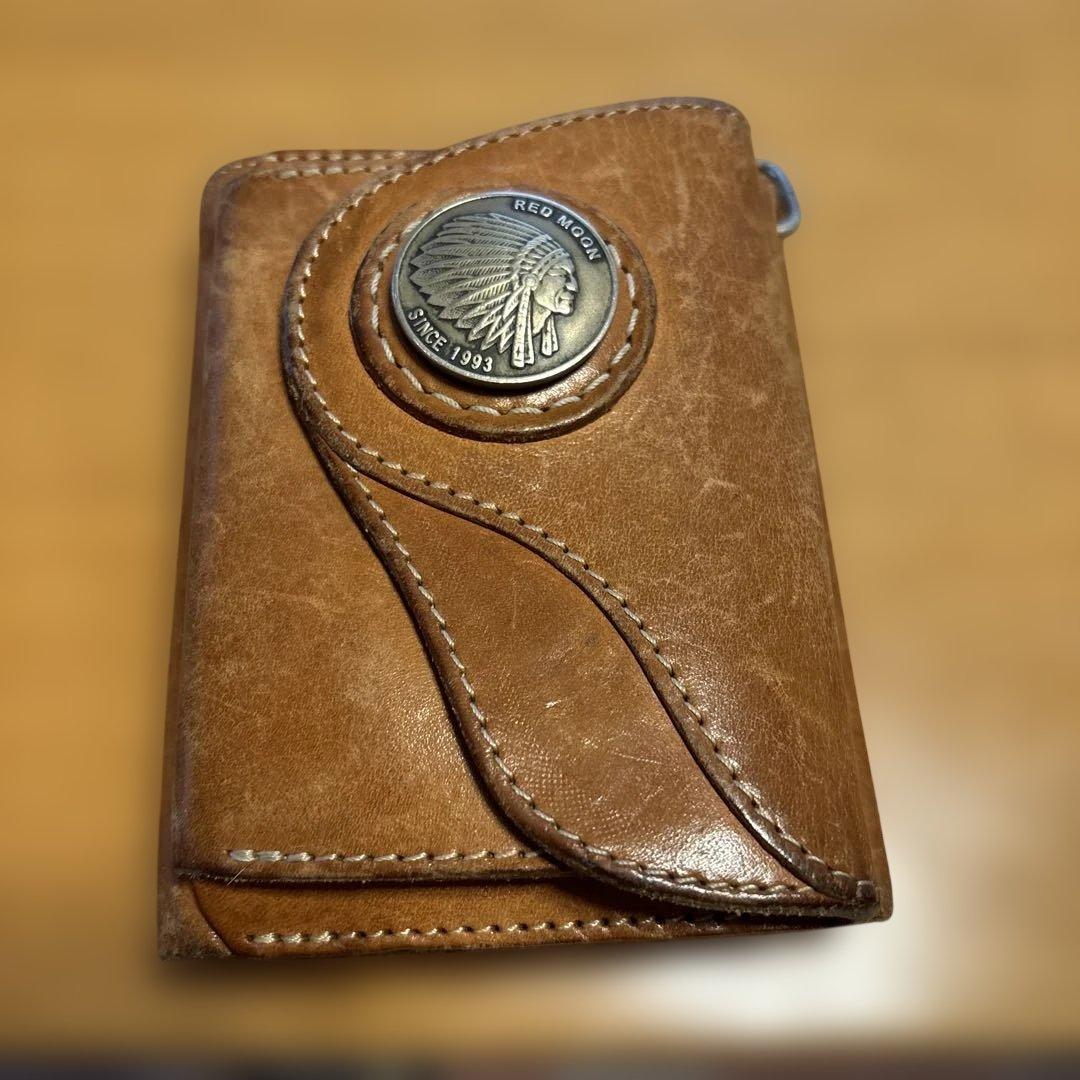 RED MOON 三つ折り財布 レザー