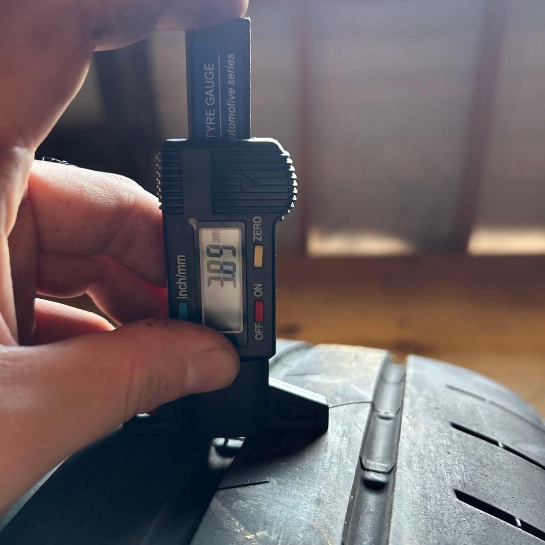 ブリヂストン ポテンザ 275/35R21 ランフラット ①