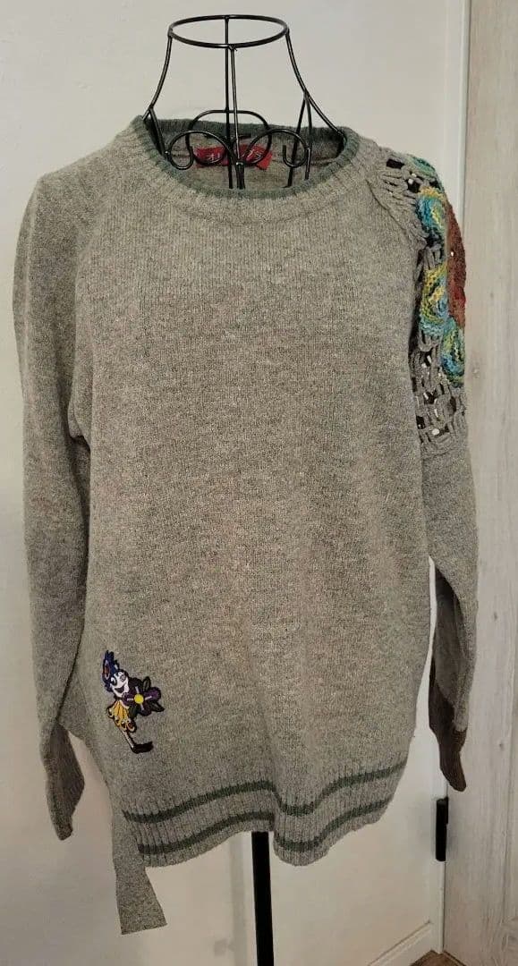 アルベロベロ❤刺繍デザイン グレー ニットセーター 長袖