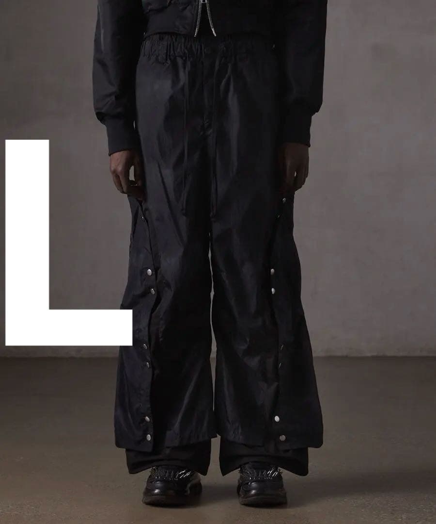 グランシー　ナイロンパンツ　黒