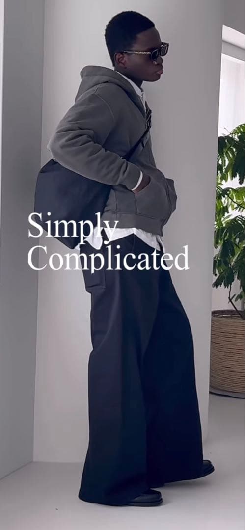 トップス Simply Complicated CORE LOOPWHEEL HOODIE