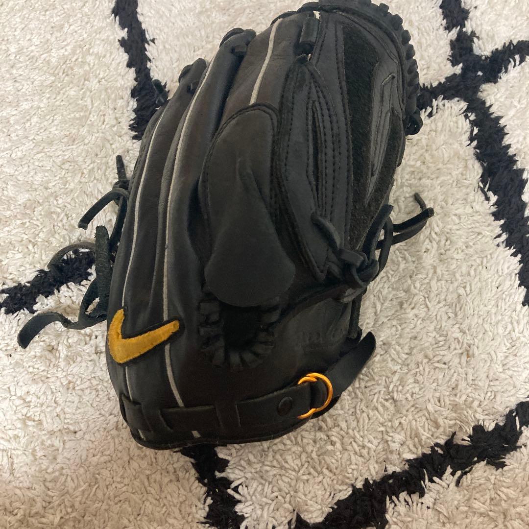Nike ブラック 軟式グローブ