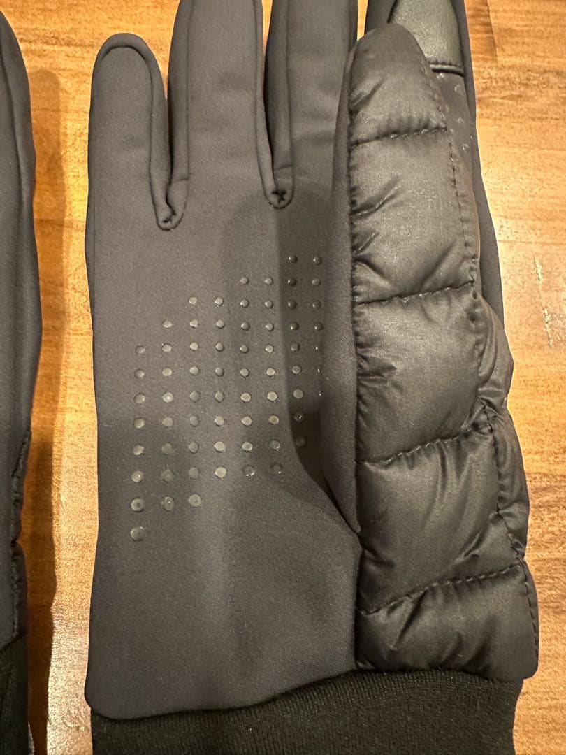 カナダグース　手袋　Sサイズ