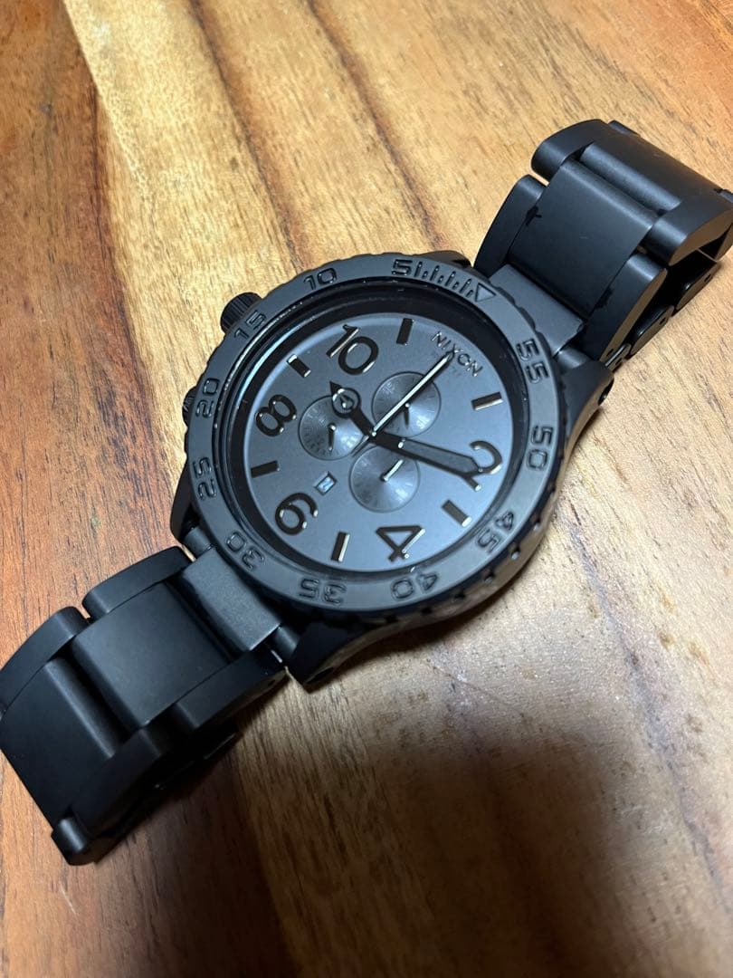 ま*る様 【NIXON/ニクソン】51-30 Chrono 時計　アナログ　電池