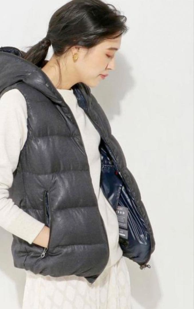 新品未使用✨DUVETICA デュベティカ ダウンベスト febedue 40