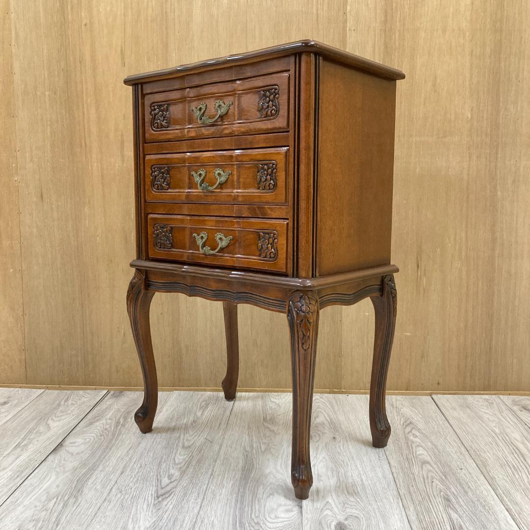 イタリア　猫脚　クラシック　３段チェスト　サイドチェスト