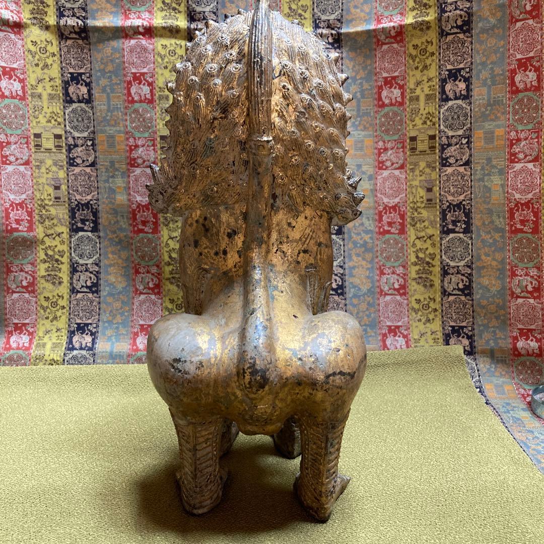 青銅獅子　金剥置物3ＫＧ￼　高27.5横11.5奥行14cm