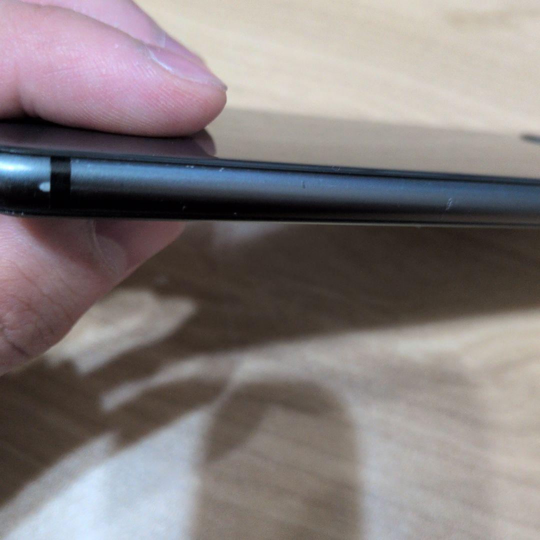 Apple iPhone 8 ブラック
