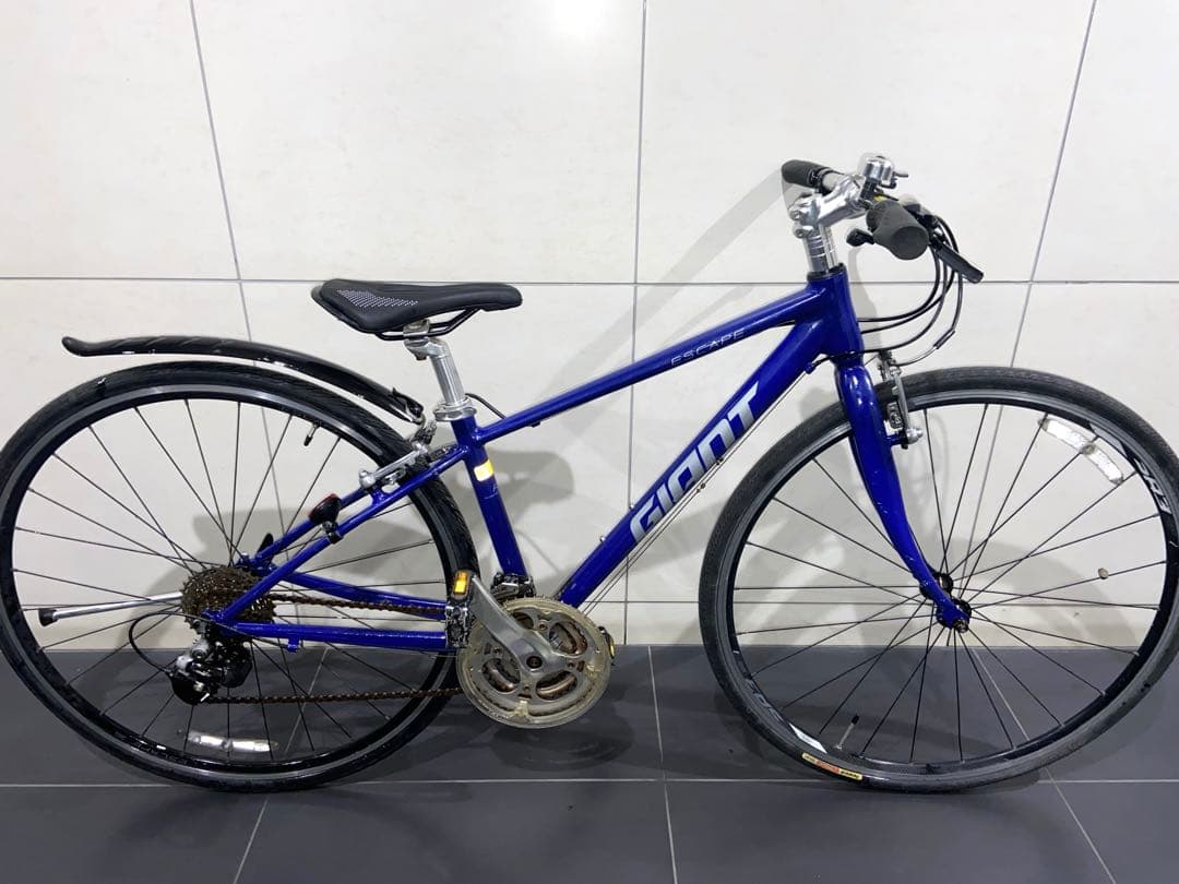 高年式！GIANT escape R3クロスバイク　ジャイアント　エスケープrx