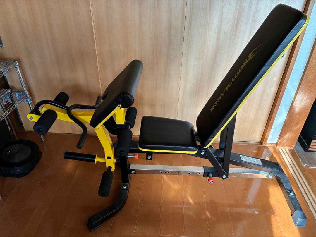 BODYMAKER トレーニングベンチ 黒/黄色