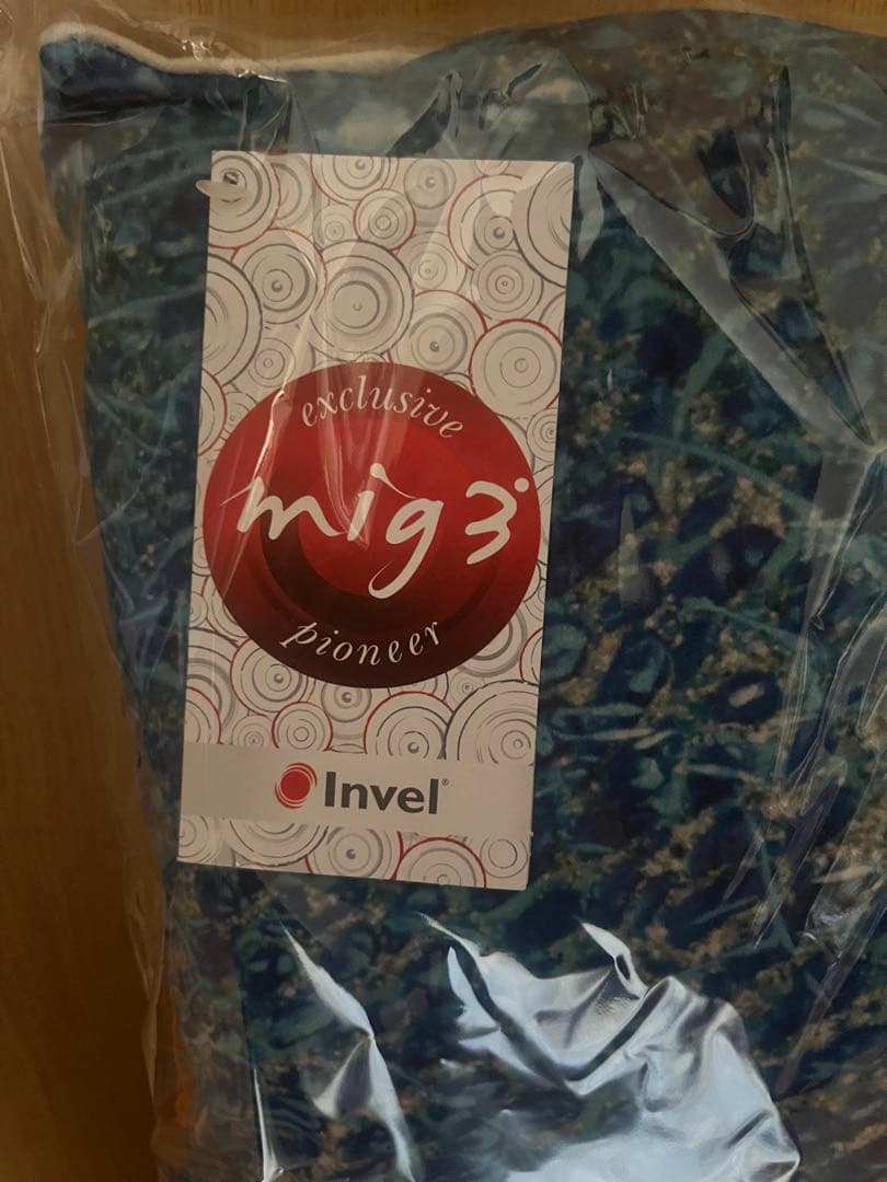 Invel mig3 クッション 青系