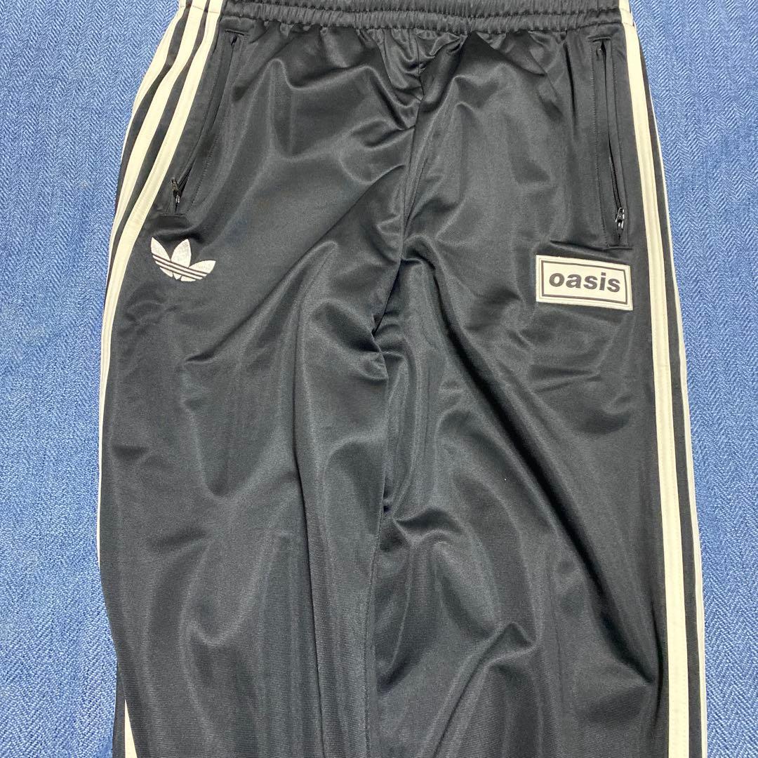 adidas Originals × Oasis トラックパンツ