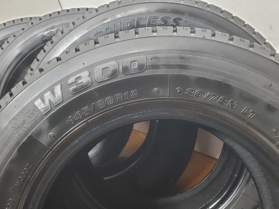 145/80Q12 80/78N LT ブリヂストン W300