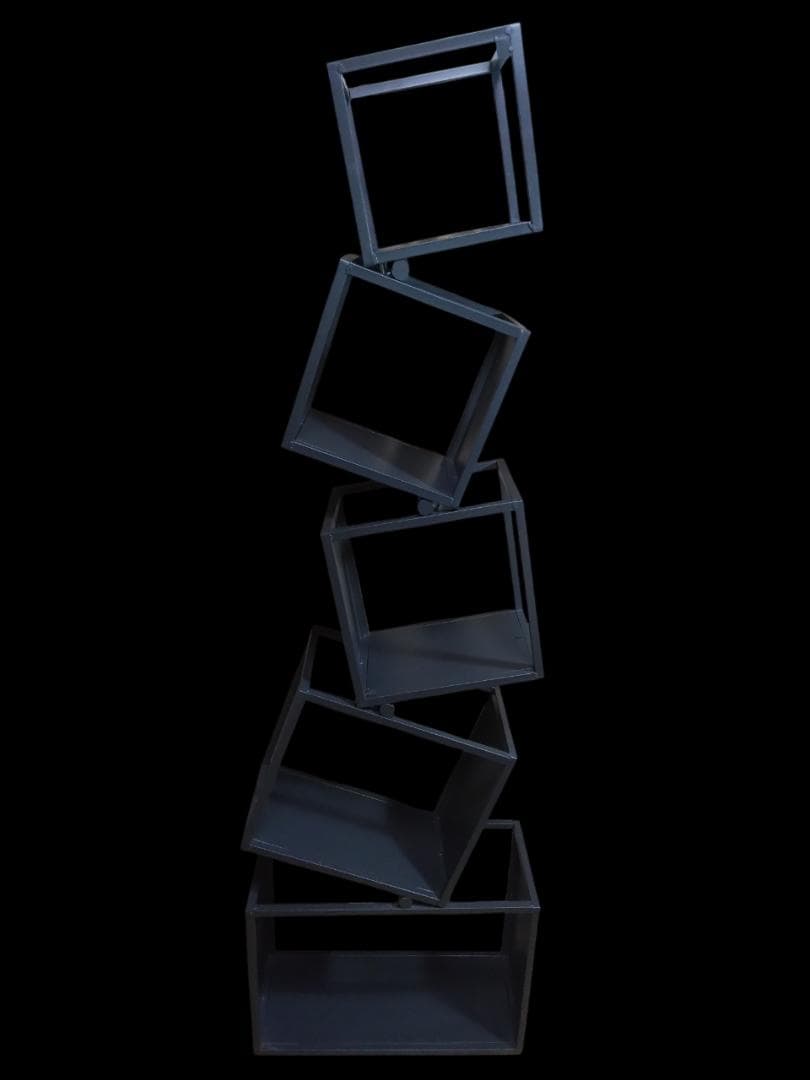 バランスアート本棚