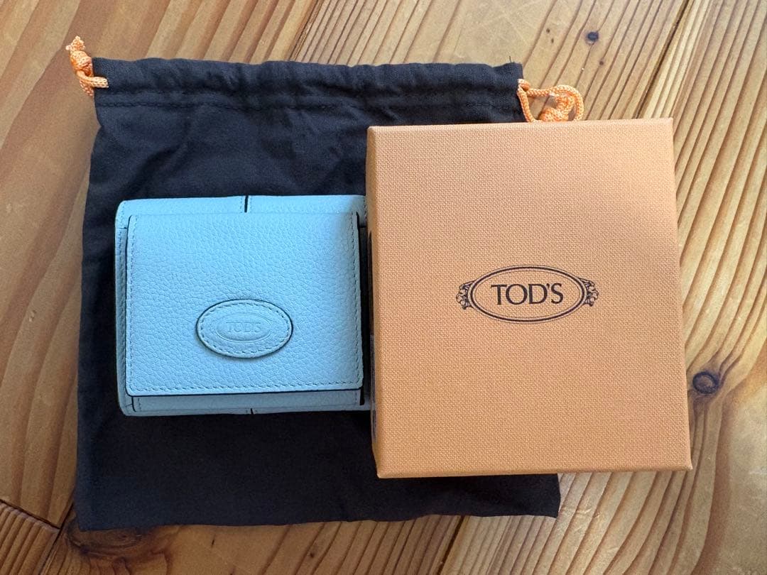 【美品】TOD'S ライトブルー 三つ折り財布