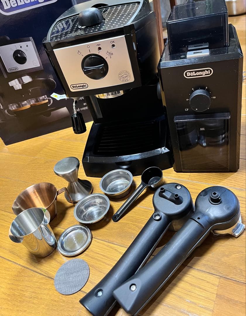 DeLonghi エスプレッソマシン グラインダー などセット