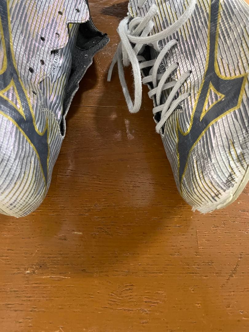 Mizuno Morelia Neo III サッカーシューズ