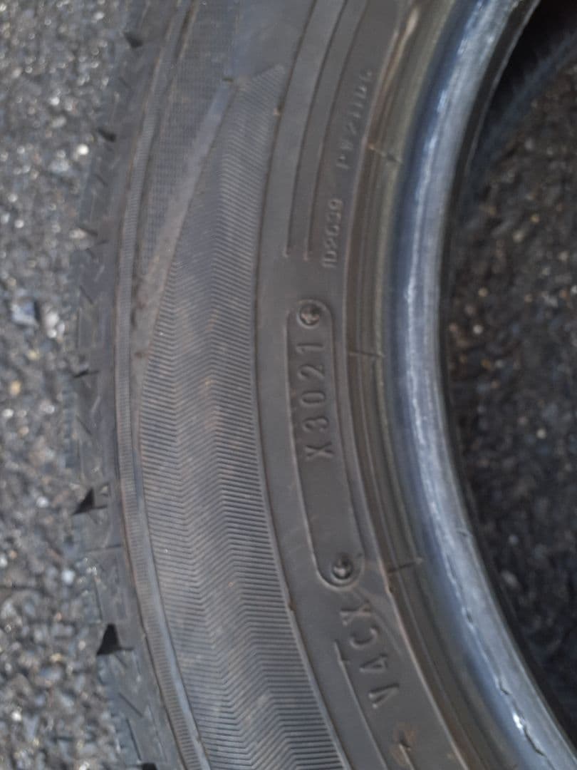 深溝　DUNLOP 　スタッドレスタイヤ165/65R14インチ　4本