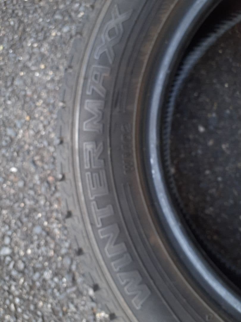 深溝　DUNLOP 　スタッドレスタイヤ165/65R14インチ　4本