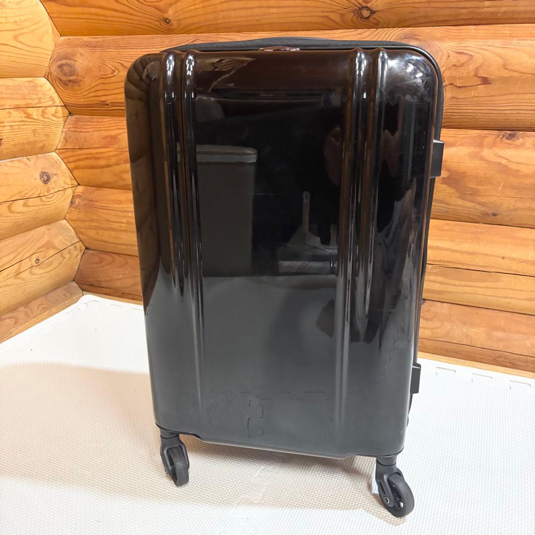 ZEROHALLIBURTON ゼロハリバートン USA製 35L スーツケース