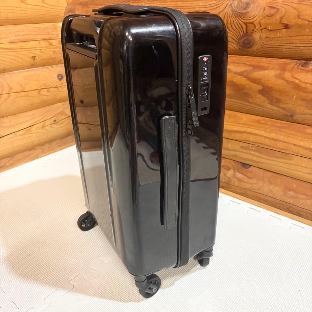 ZEROHALLIBURTON ゼロハリバートン USA製 35L スーツケース