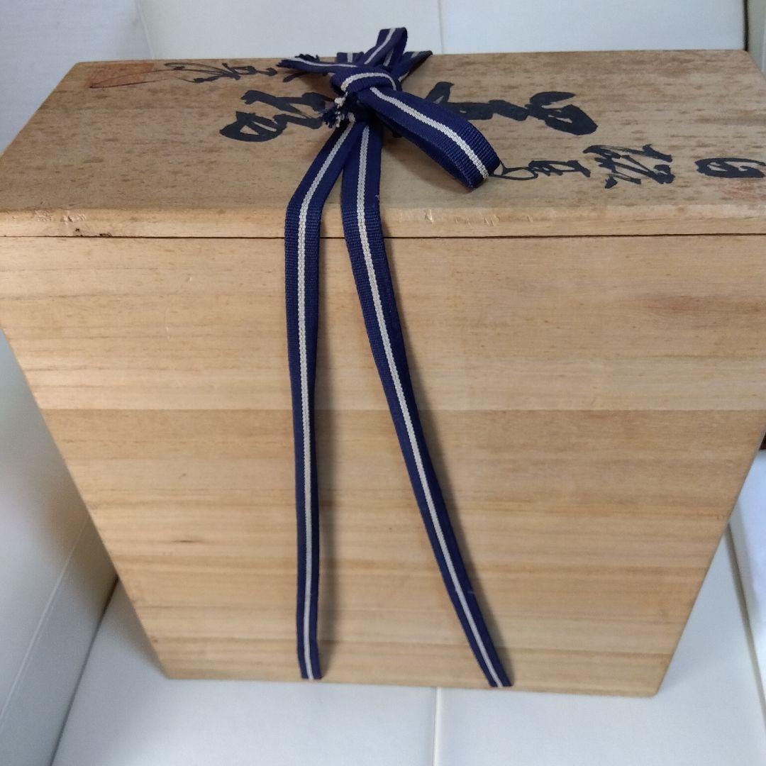 翔る白馬の置物　白磁　鍋島　大五作　桐箱入