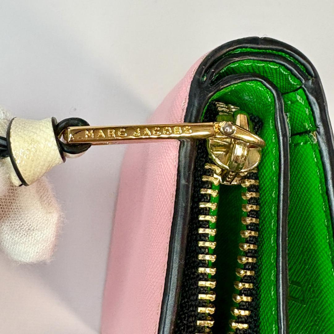 マーク・ジェイコブス　MARC JACOBS 二つ折り財布 ブラック/グリーン