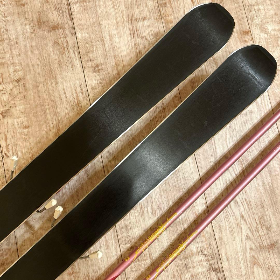 ◾️カービングスキーセット　スキー板130㎝　ブーツ22.5㎝　子供用　ジュニア用