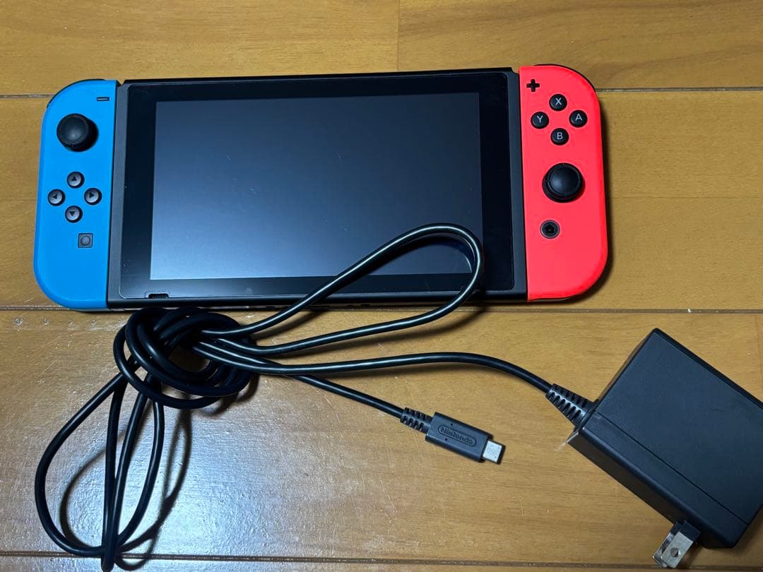 Nintendo Switch 青/赤 2022年製
