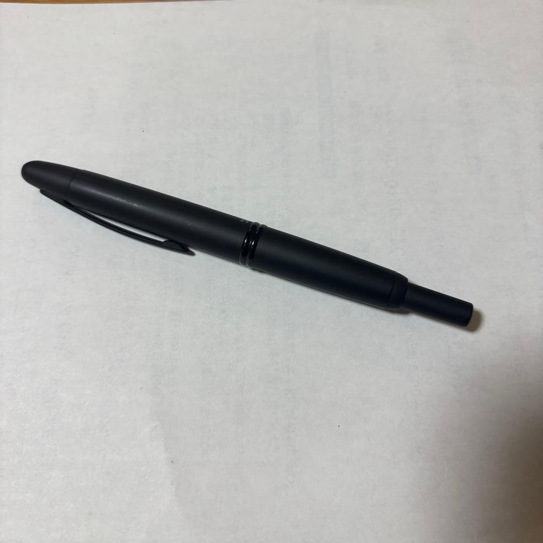PILOT　キャップレス　F 細字　ブラックマット　万年筆
