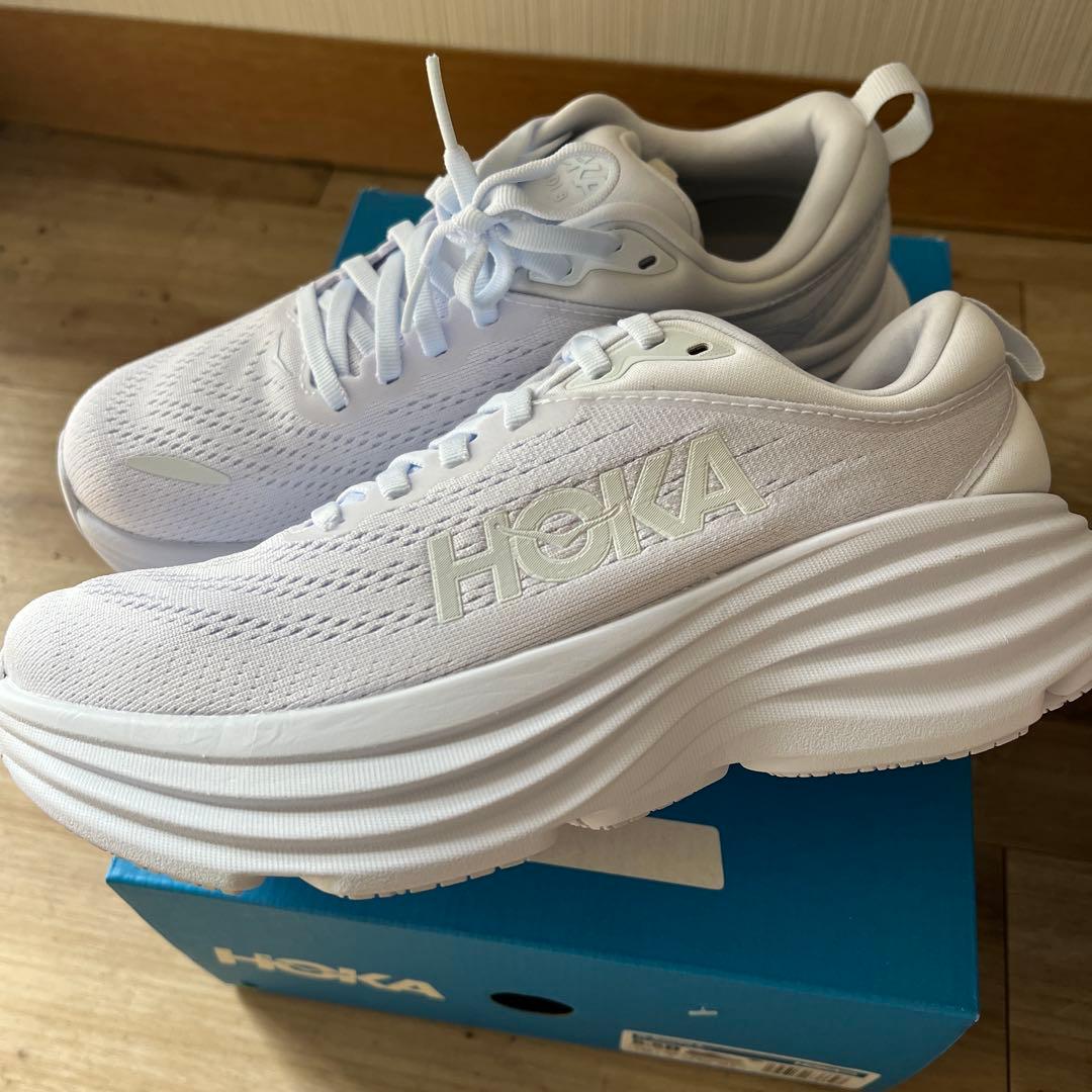 【新品】HOKA　ONE ONE W BONDI 8　size22.5cm正規品