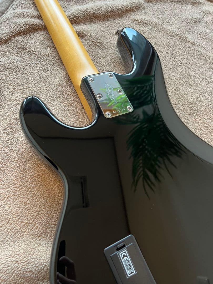 Sterling by Music Man SUBシリーズ 4弦エレキベース