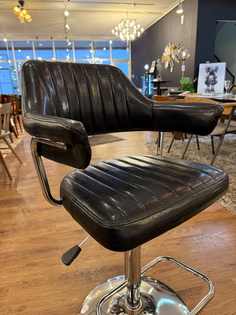 昇降機能付き回転式カウンターチェア