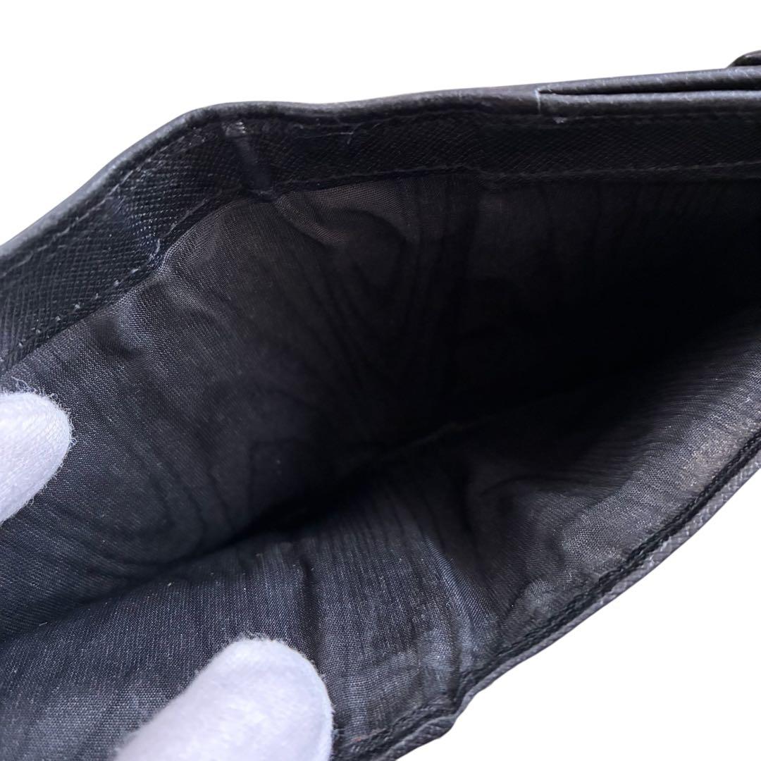 PRADA プラダ　三つ折り財布　男女兼用　サフィアーノ　レザー　黒　ブラック