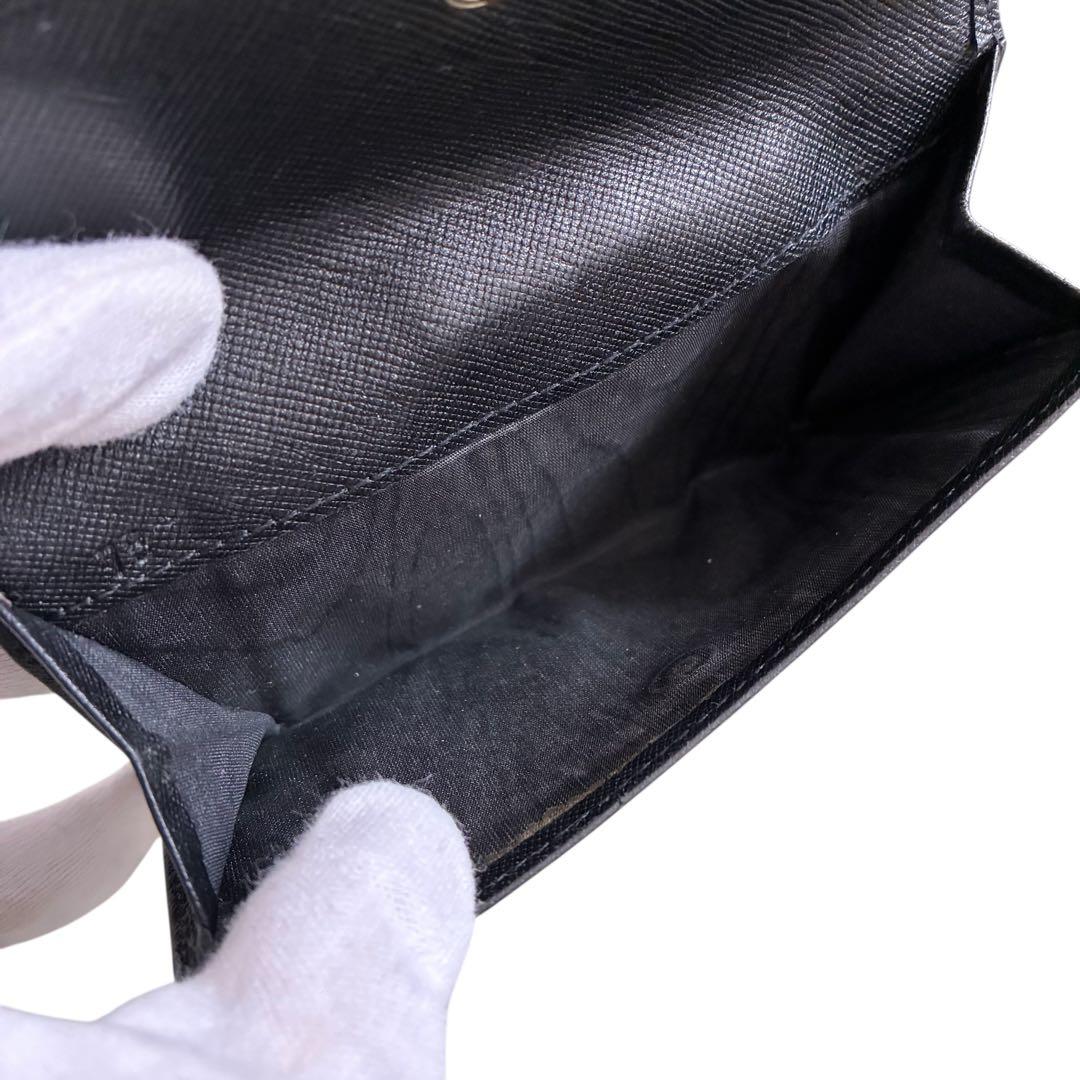 PRADA プラダ　三つ折り財布　男女兼用　サフィアーノ　レザー　黒　ブラック