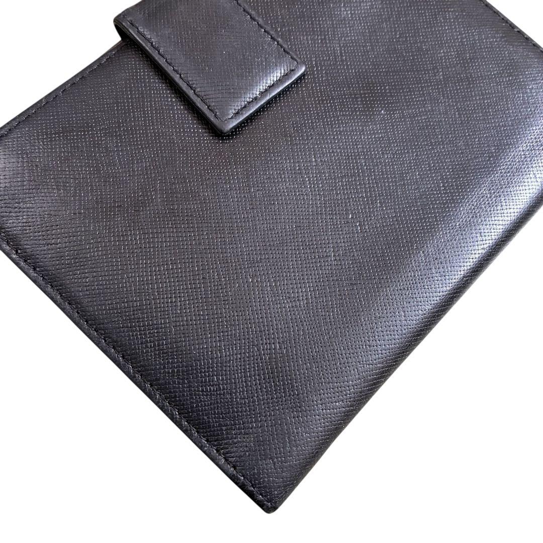 PRADA プラダ　三つ折り財布　男女兼用　サフィアーノ　レザー　黒　ブラック