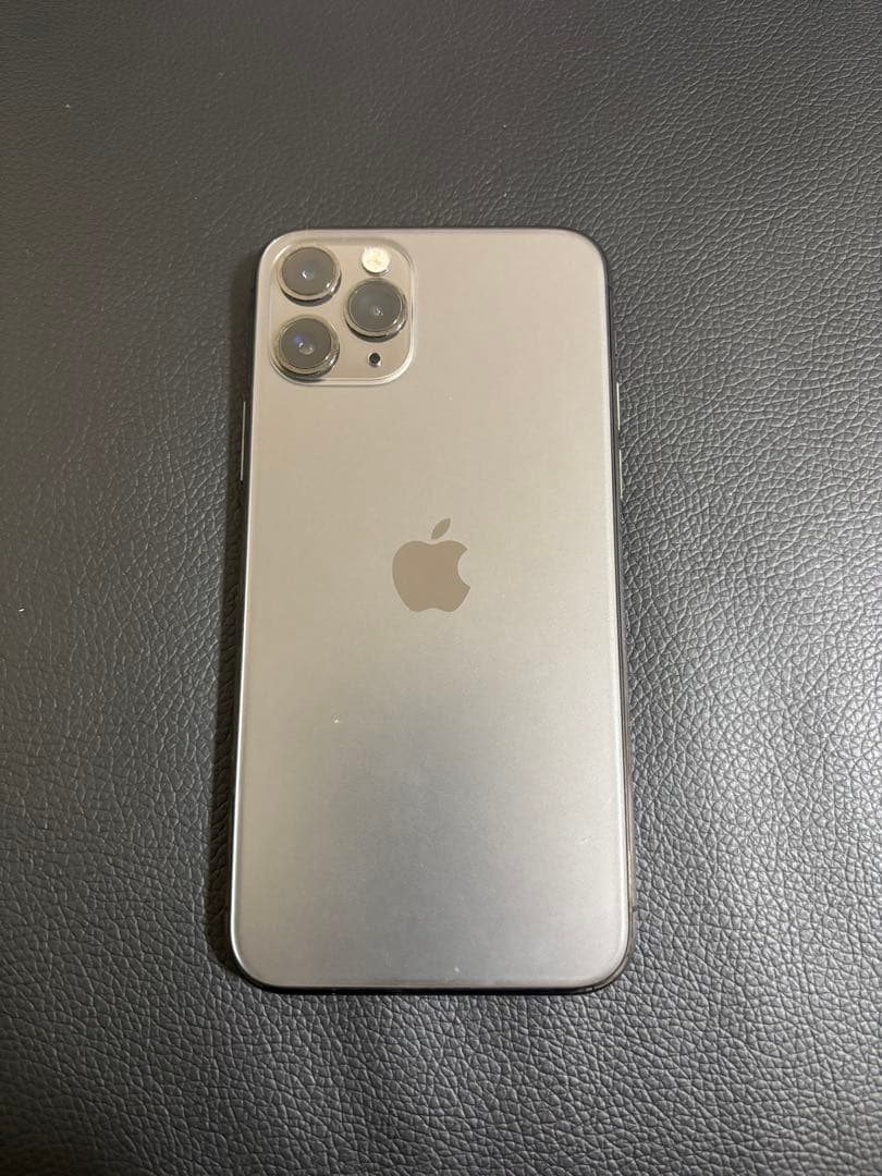 Apple iPhone 11 Pro 64GB本体 画面ひびあり