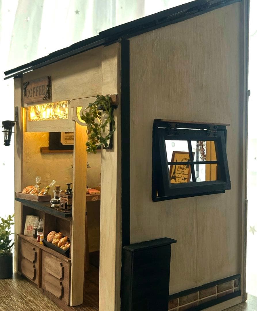 木製ミニチュアハウス⭐︎ドールハウス⭐︎背景ボード⭐︎ハンドメイド小物類一式セット