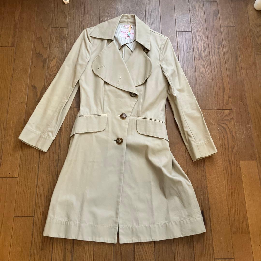 vivienne westwoodトレンチコート