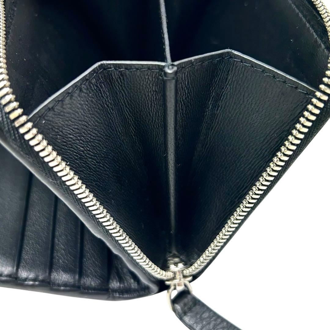 バレンシアガ 二つ折り財布 エブリデイ ロゴ ファスナー レザー ブラック　黒