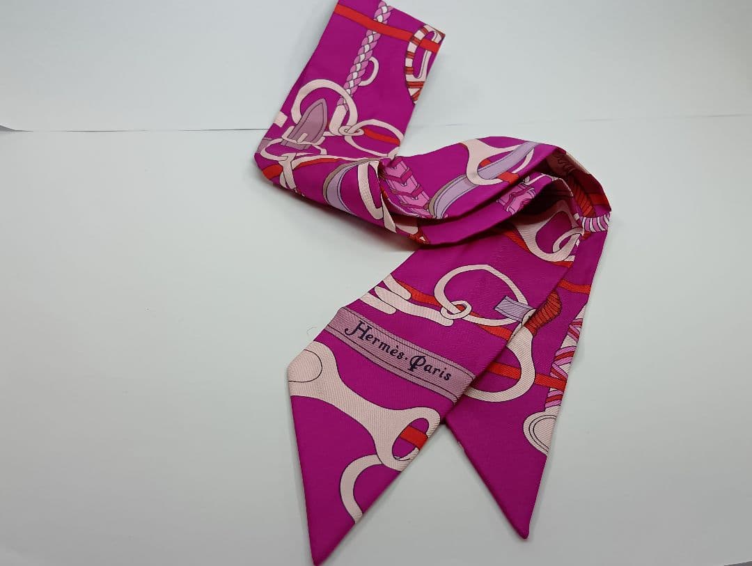 ttさま専用！140 HERMES エルメス ツイリー２本セット ピンク