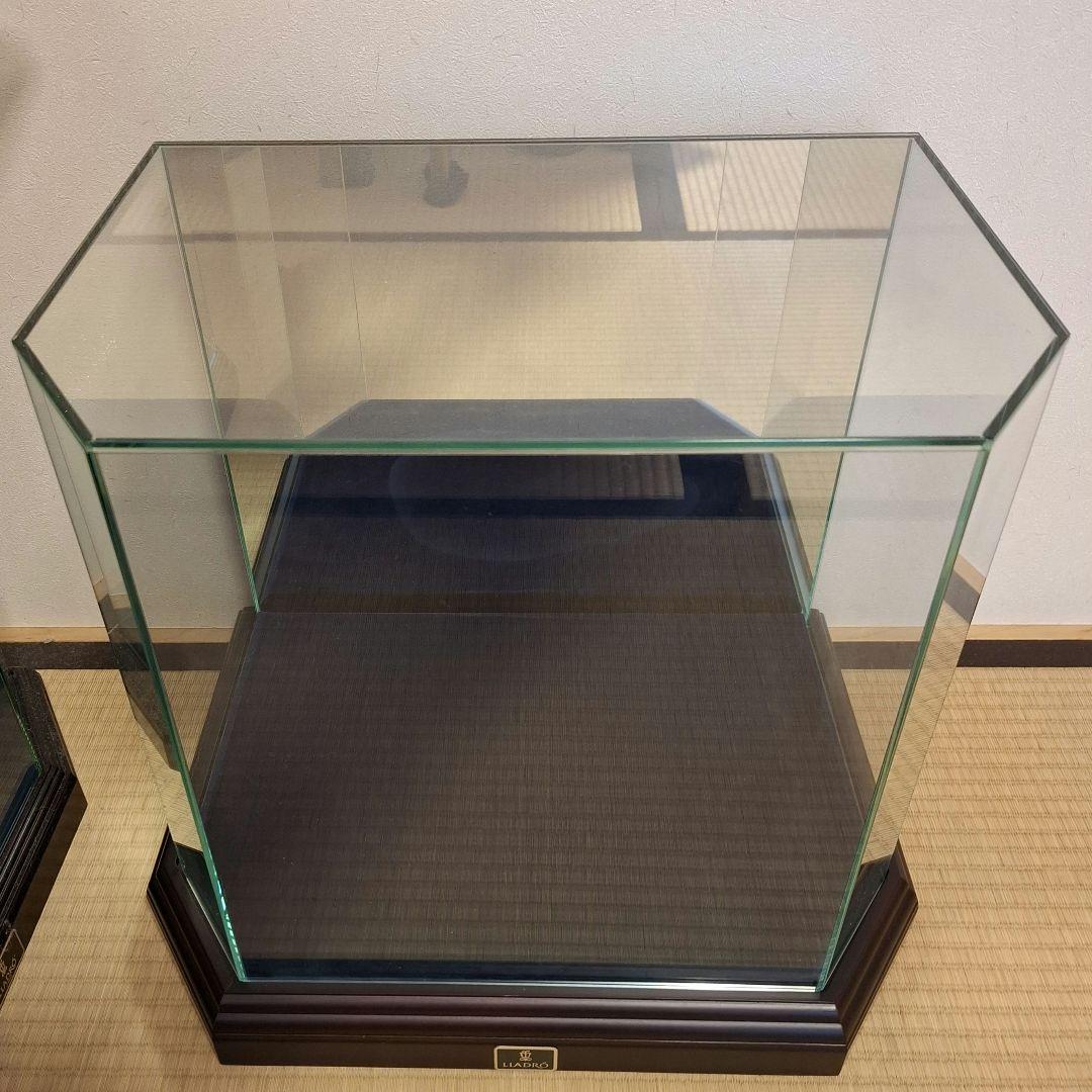 リヤドロ　ガラスケース