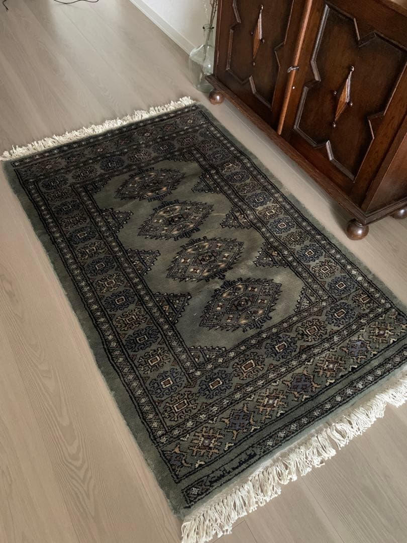 パキスタンラグ 約124cm x 80cm