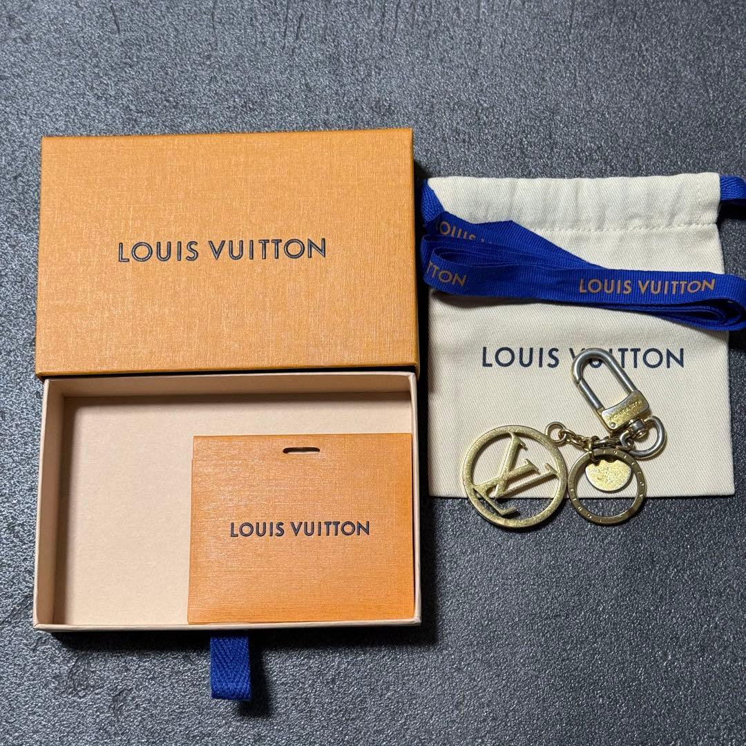 ルイビトン　キーホルダー　LOUIS VUITTON チャーム M68000