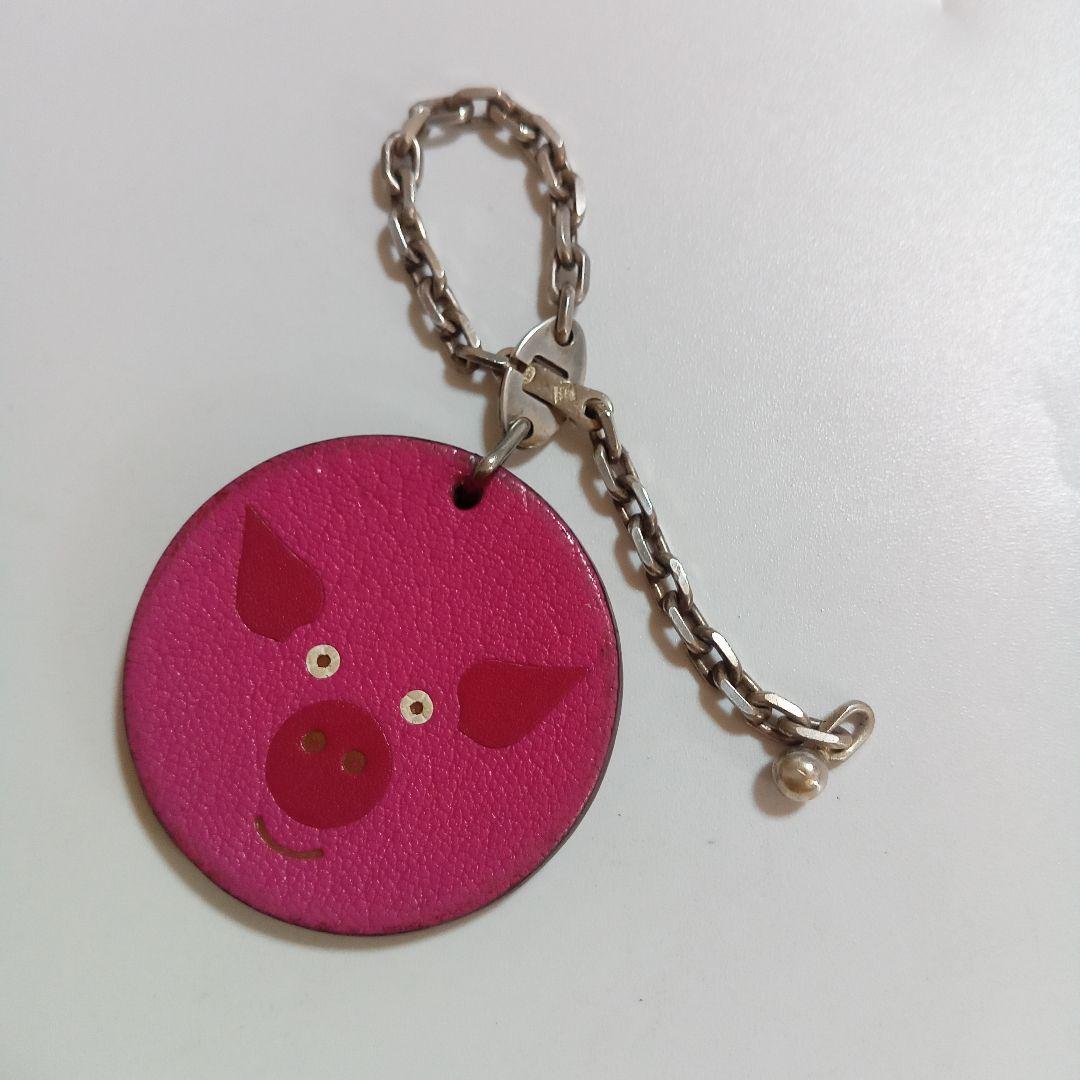 HERMES ピンク アルマニ　ブタ　キーホルダー
