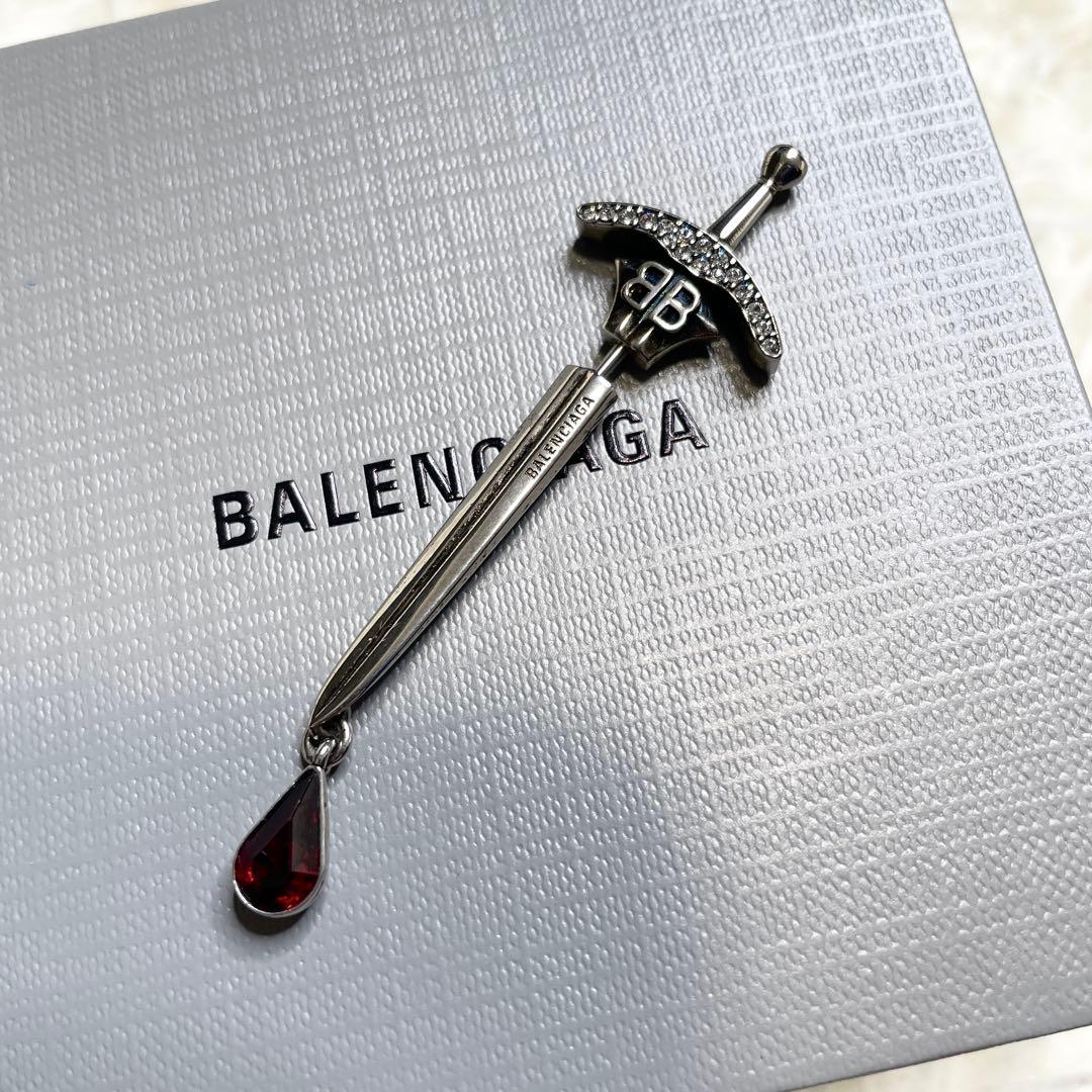 【美品】BALENCIAGA 24SS GOTH SWORD シルバー ピアス